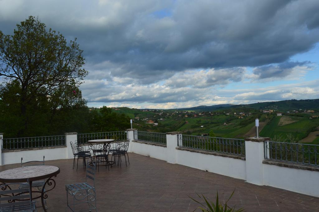 Villa Tre Colli Agri B&B Ariano Irpino Exteriér fotografie